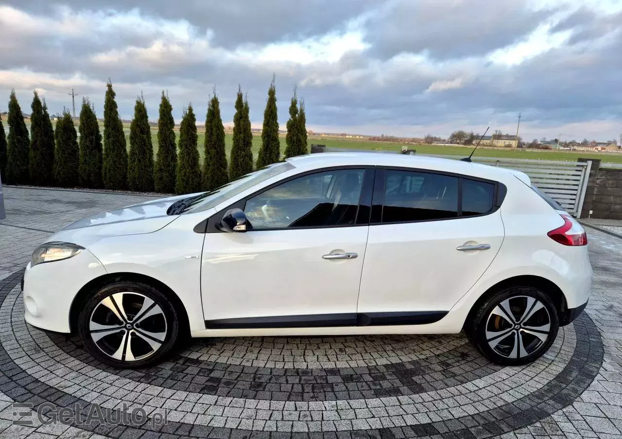 RENAULT Megane 1.4 16V TCE Bose Edition