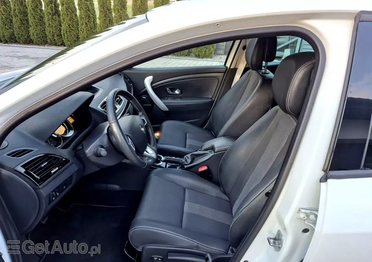 RENAULT Megane 1.4 16V TCE Bose Edition