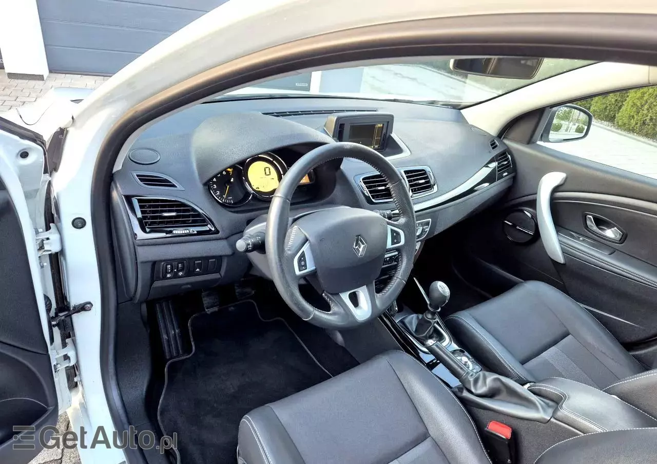 RENAULT Megane 1.4 16V TCE Bose Edition