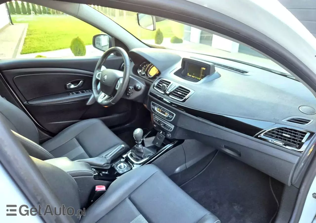 RENAULT Megane 1.4 16V TCE Bose Edition