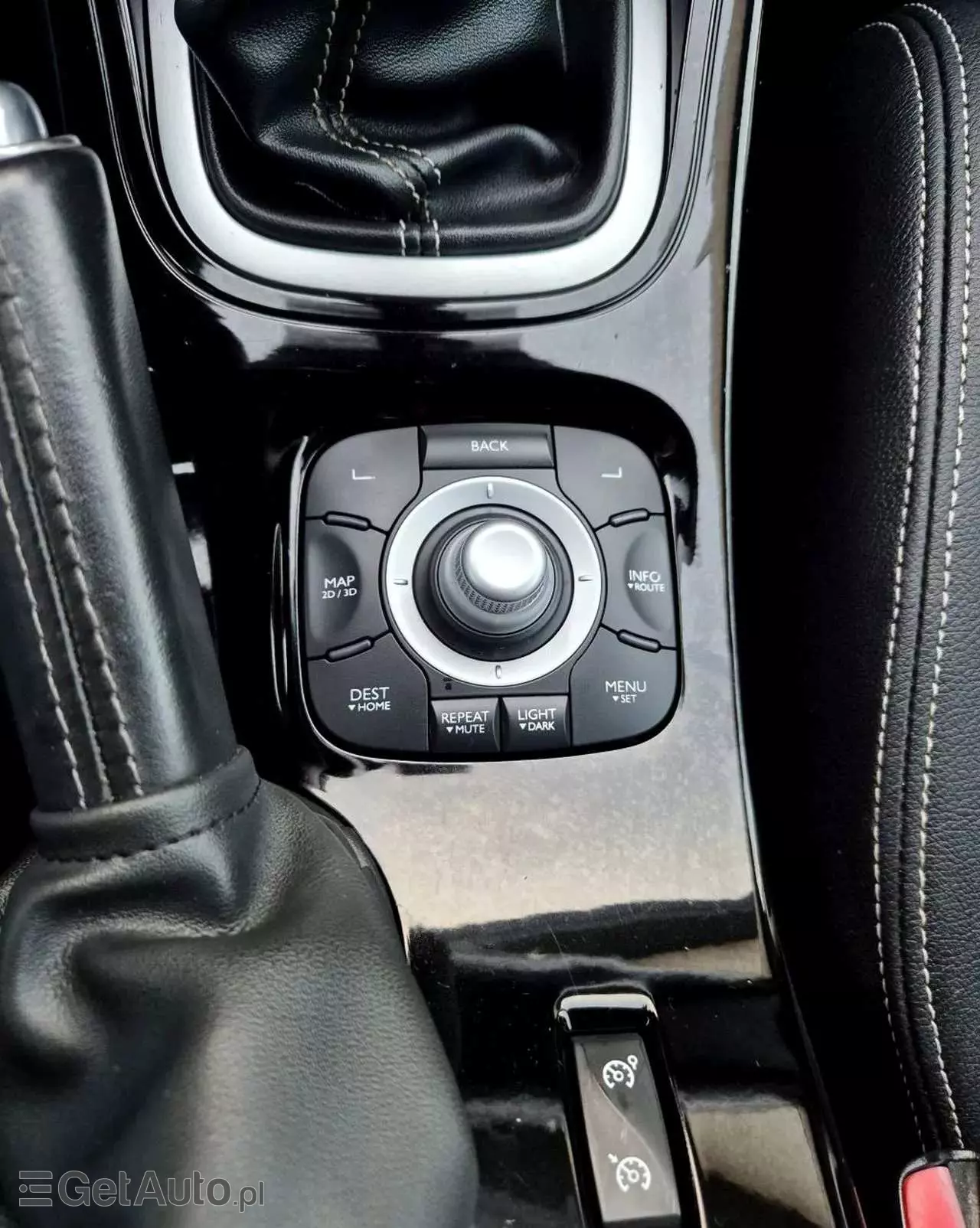 RENAULT Megane 1.4 16V TCE Bose Edition