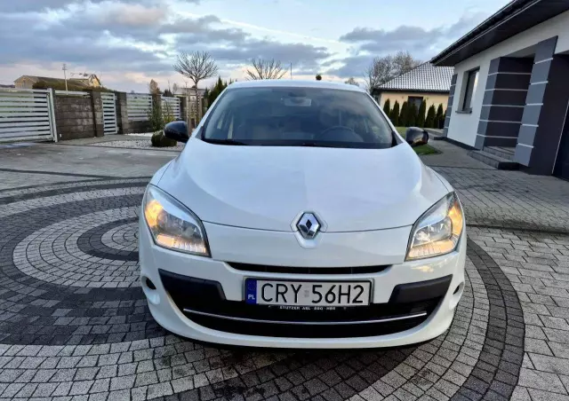 RENAULT Megane 1.4 16V TCE Bose Edition