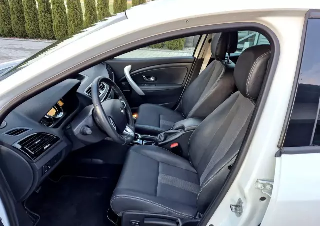 RENAULT Megane 1.4 16V TCE Bose Edition