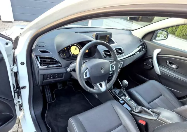 RENAULT Megane 1.4 16V TCE Bose Edition