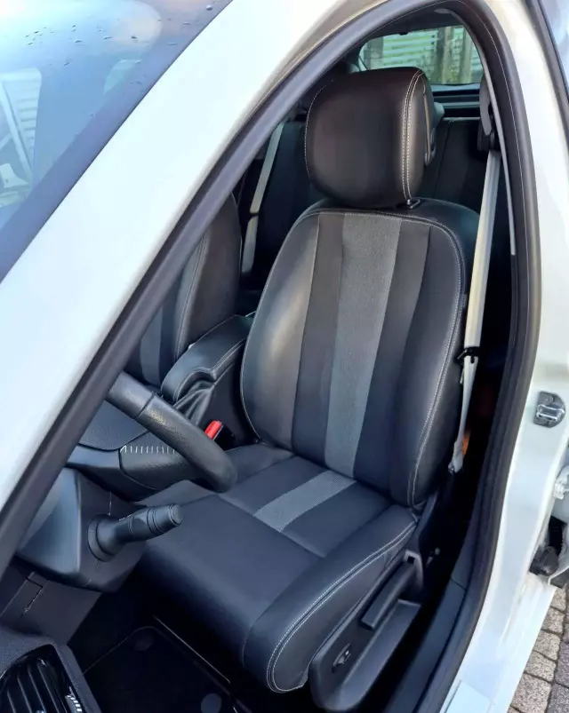 RENAULT Megane 1.4 16V TCE Bose Edition