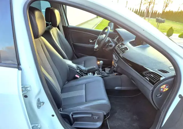 RENAULT Megane 1.4 16V TCE Bose Edition