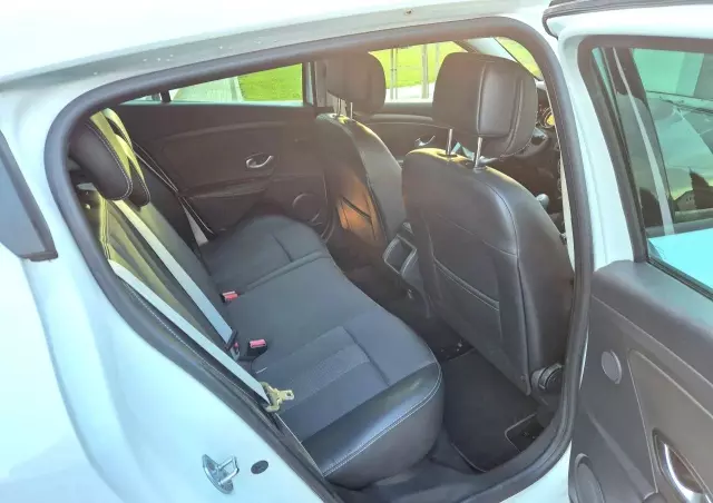 RENAULT Megane 1.4 16V TCE Bose Edition