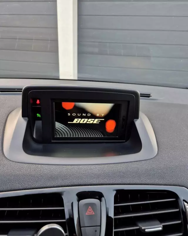 RENAULT Megane 1.4 16V TCE Bose Edition