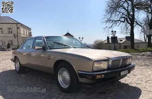 JAGUAR XJ 