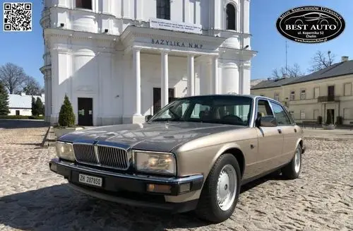 JAGUAR XJ 