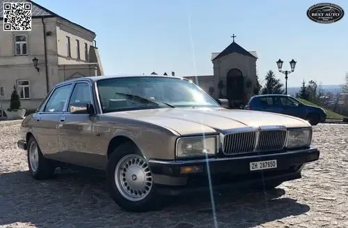 JAGUAR XJ 