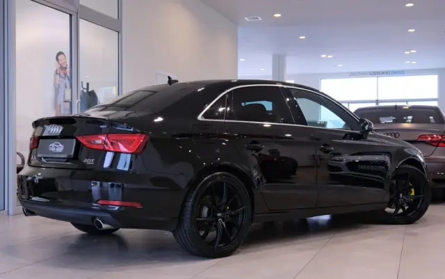 AUDI A3 Limousine 2.0 TFSI quattro S tronic sport