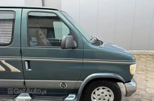 FORD Econoline 