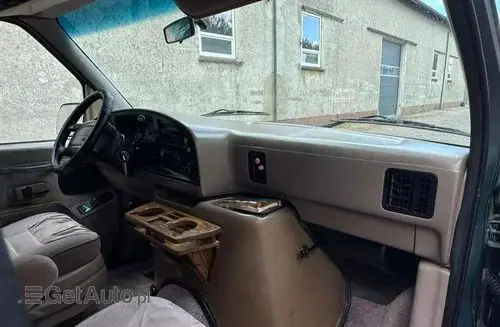 FORD Econoline 