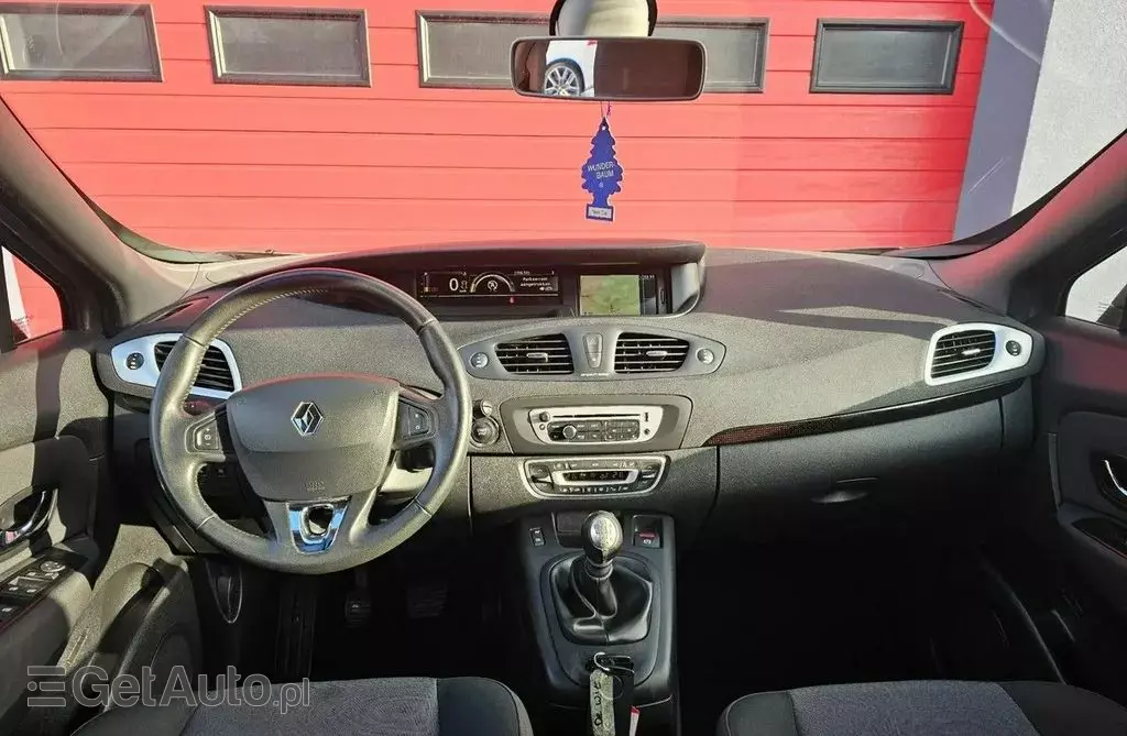 RENAULT Scenic 