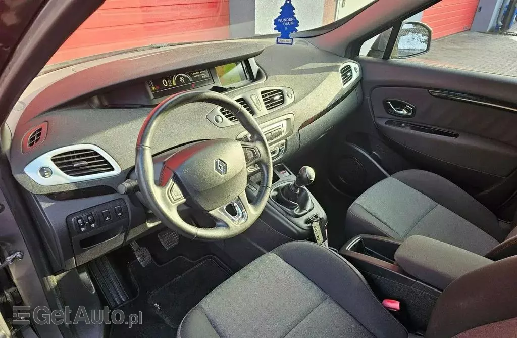 RENAULT Scenic 