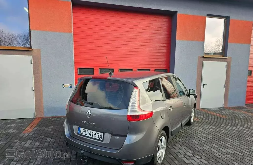 RENAULT Scenic 