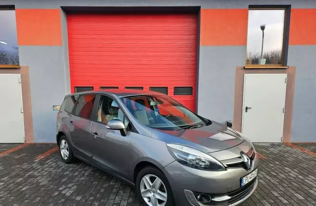 RENAULT Scenic 