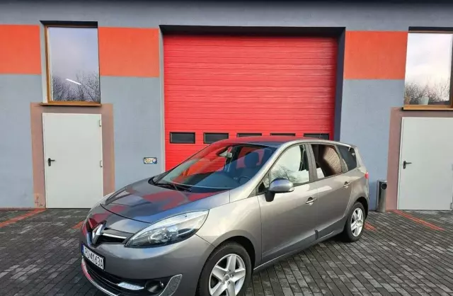 RENAULT Scenic 