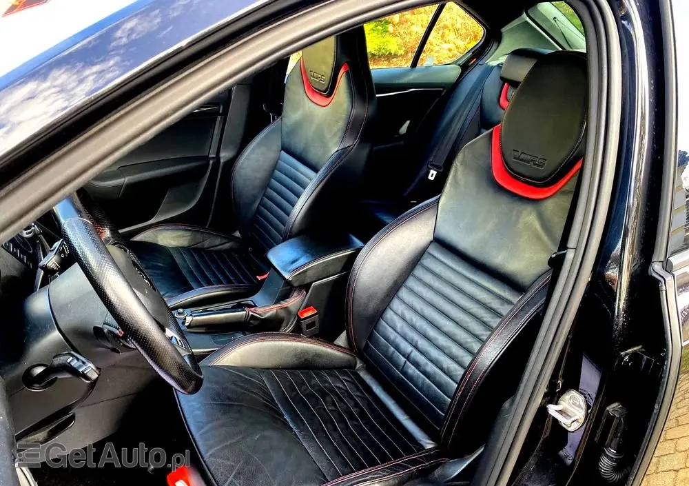 SKODA Octavia 2.0 TDI RS DSG