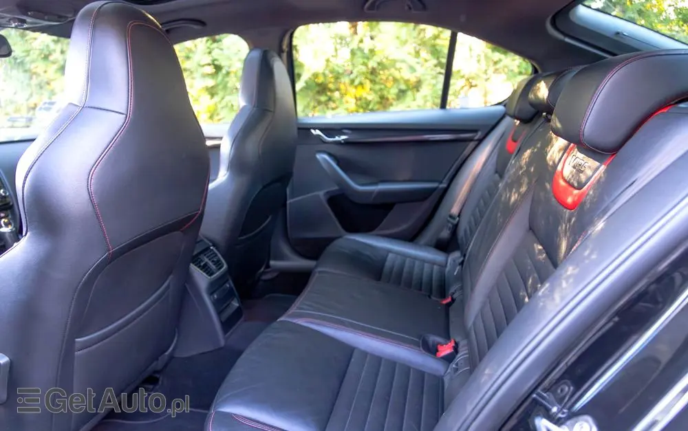 SKODA Octavia 2.0 TDI RS DSG