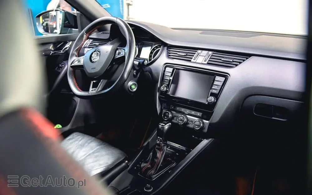 SKODA Octavia 2.0 TDI RS DSG