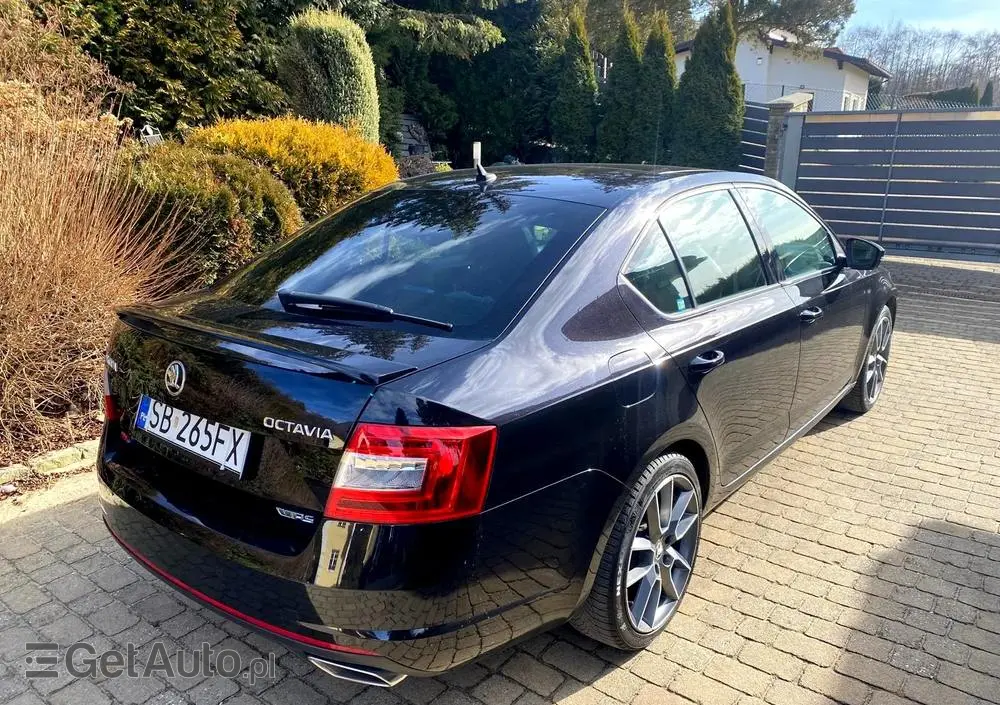 SKODA Octavia 2.0 TDI RS DSG