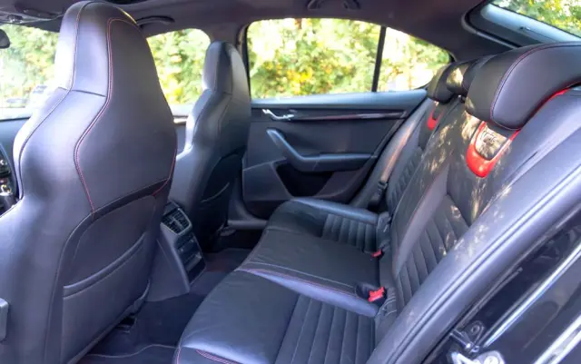 SKODA Octavia 2.0 TDI RS DSG