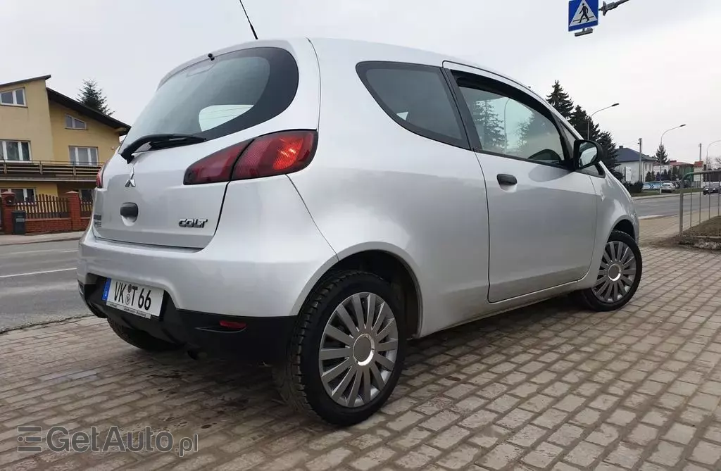 MITSUBISHI Colt 