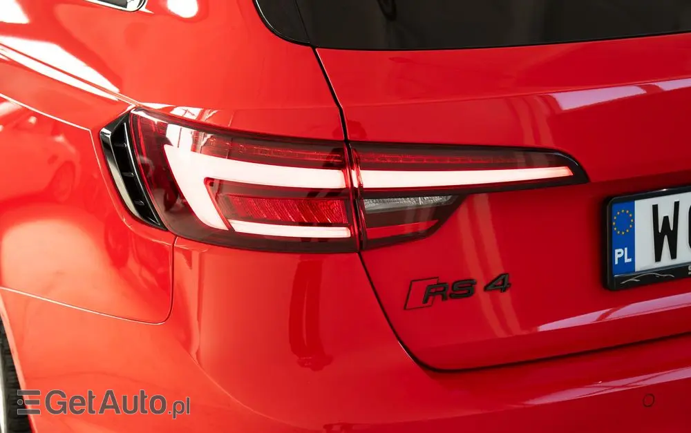 AUDI RS4 Avant 