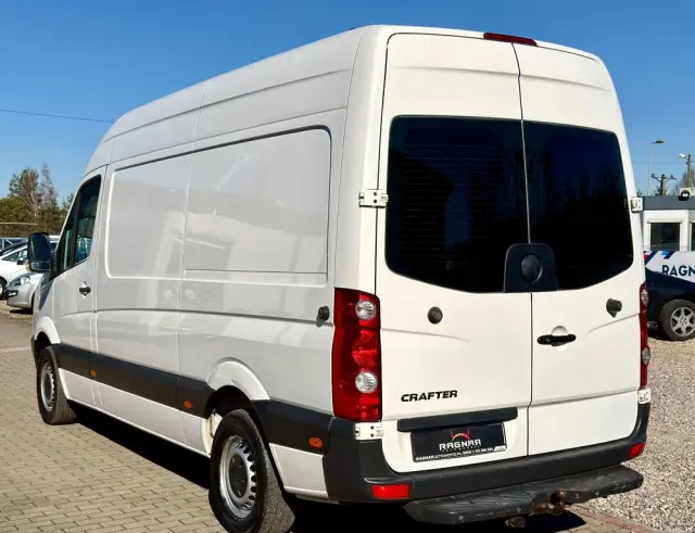 VOLKSWAGEN Crafter 