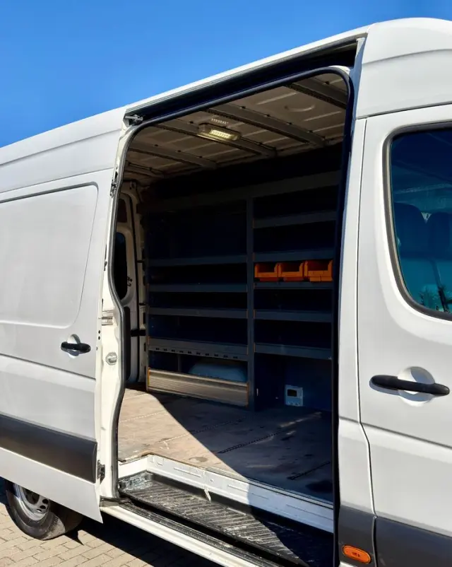 VOLKSWAGEN Crafter 