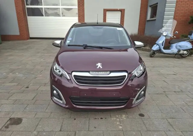 PEUGEOT 108 VTI 72 Top Style