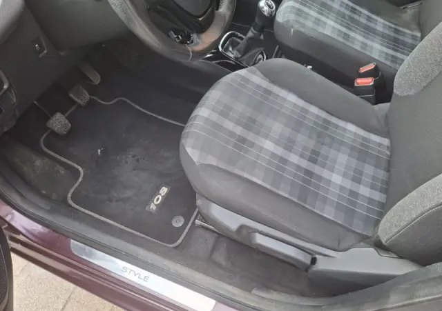 PEUGEOT 108 VTI 72 Top Style