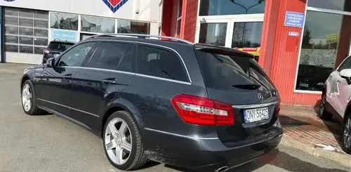 MERCEDES-BENZ Klasa E 