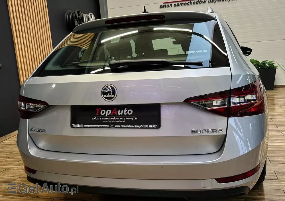 SKODA Superb Combi 1.8 TSI DSG Style