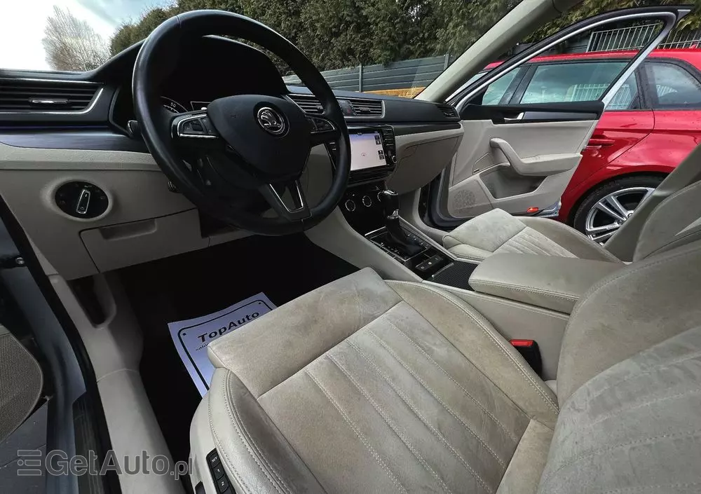 SKODA Superb Combi 1.8 TSI DSG Style