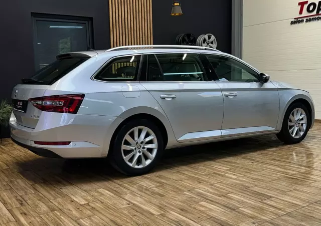 SKODA Superb Combi 1.8 TSI DSG Style