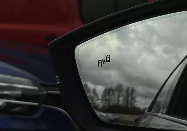 SKODA Superb Combi 1.8 TSI DSG Style