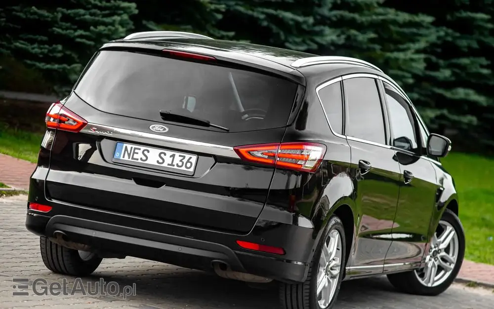 FORD S-Max 2.0 TDCi Allrad Titanium