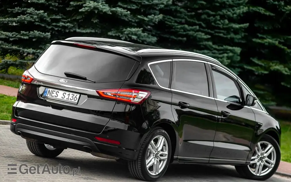 FORD S-Max 2.0 TDCi Allrad Titanium