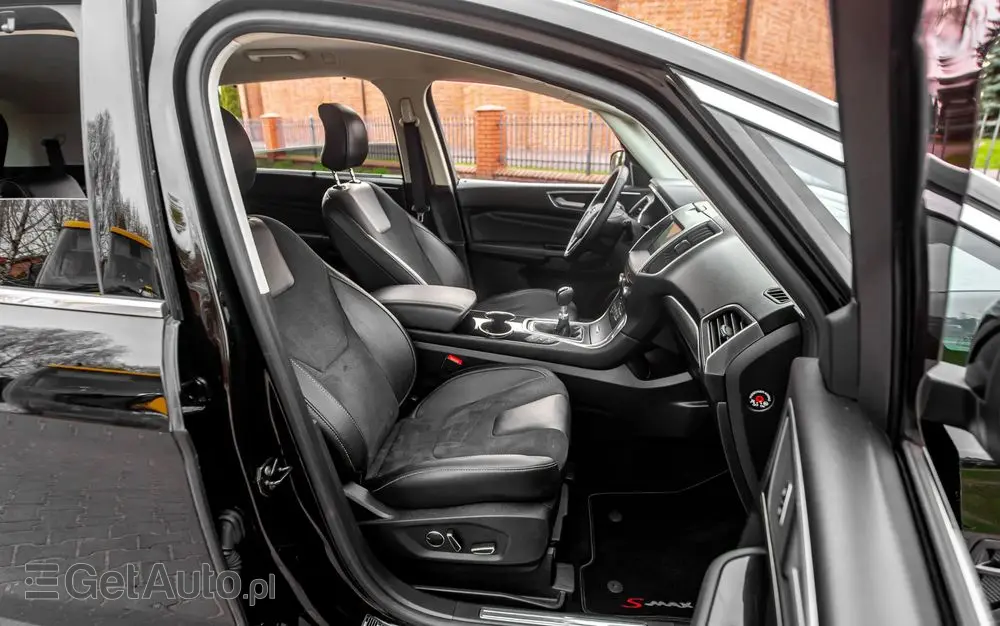 FORD S-Max 2.0 TDCi Allrad Titanium