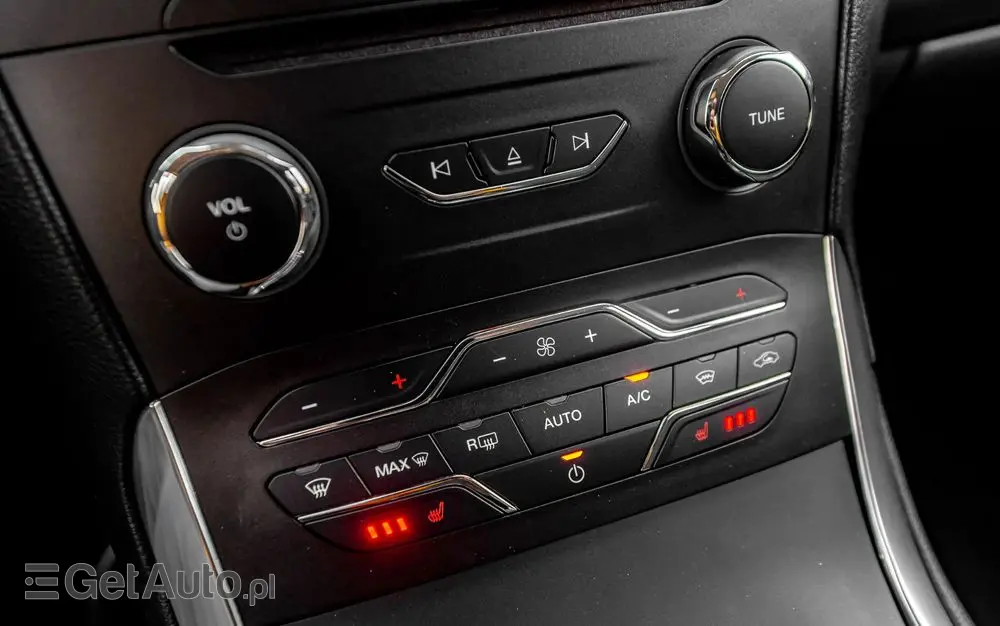 FORD S-Max 2.0 TDCi Allrad Titanium