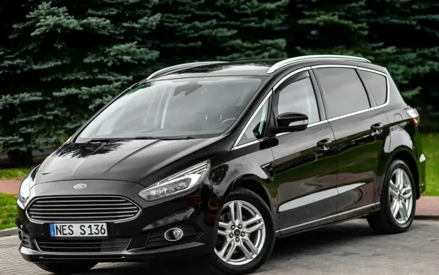 FORD S-Max 2.0 TDCi Allrad Titanium