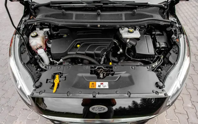 FORD S-Max 2.0 TDCi Allrad Titanium