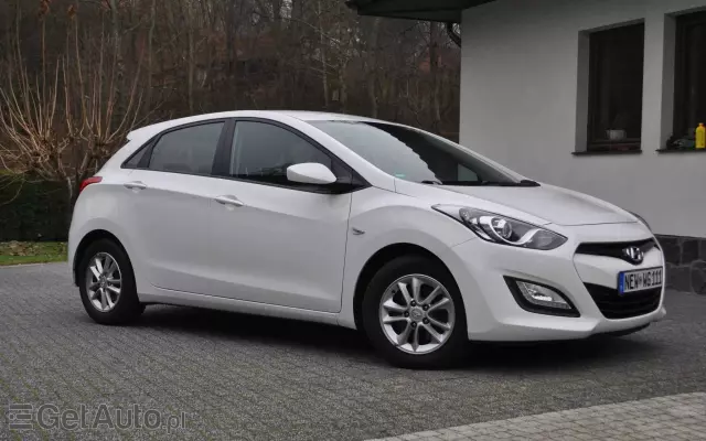 HYUNDAI I30 1.4 Fifa World Cup Edition