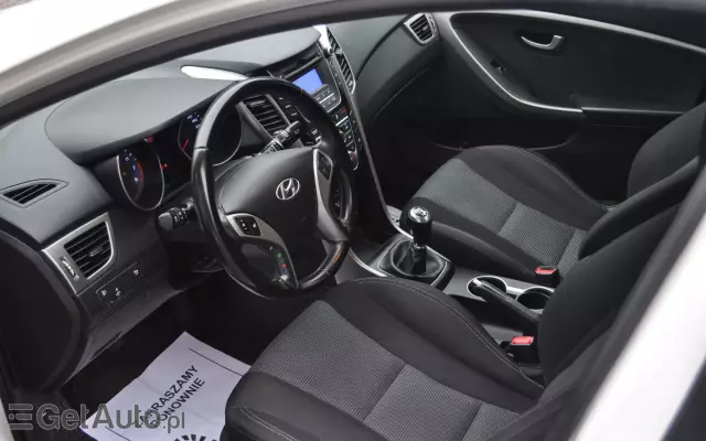 HYUNDAI I30 1.4 Fifa World Cup Edition