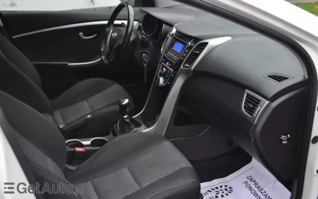 HYUNDAI I30 1.4 Fifa World Cup Edition