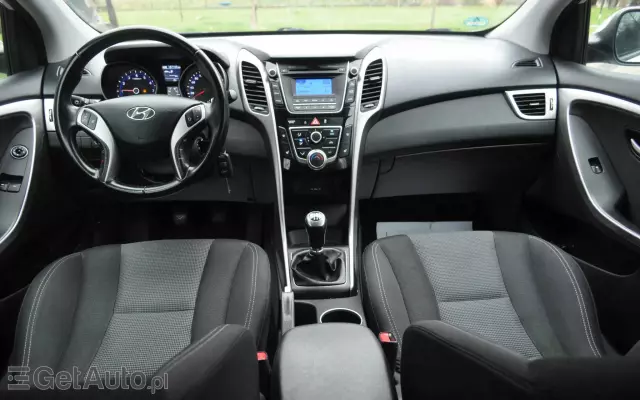 HYUNDAI I30 1.4 Fifa World Cup Edition