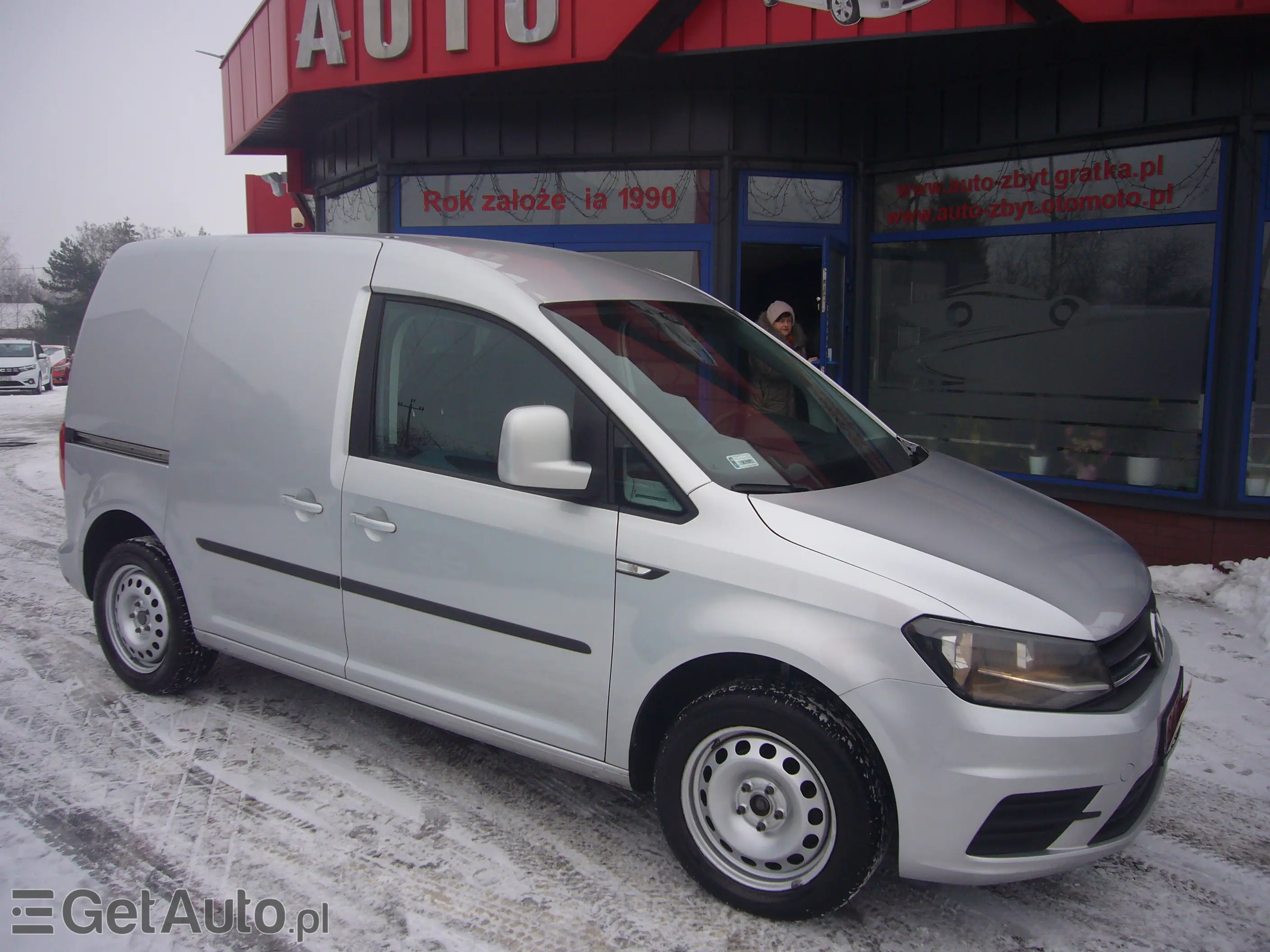VOLKSWAGEN Caddy 